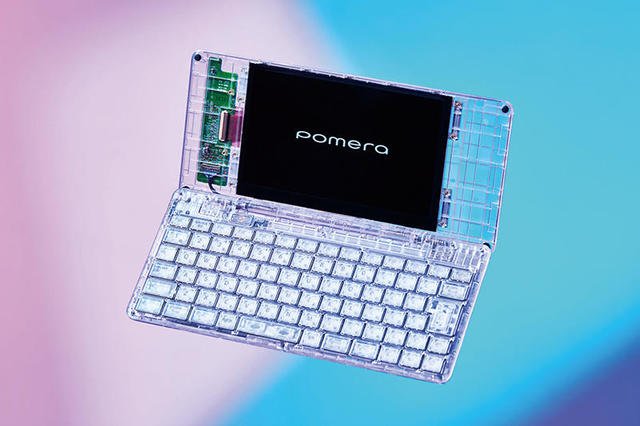 ニュース】特別仕様のネオンイエローのデジタルメモ「ポメラ