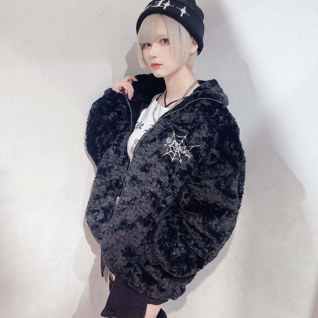 50%OFF】ふわもこ SPIDER BIGファーブルゾン | VOLCAN&APHRODITE