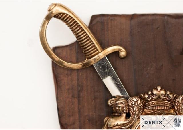 模造刀 サーベル&盾ディスプレイ DENIX デニックス 578 22cm 壁飾り