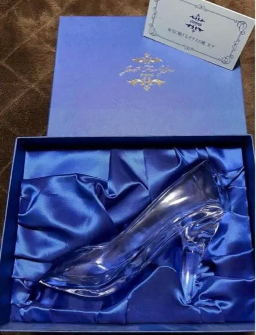 装飾品EMMA(エマ)クリアシンプルタイプのシンデレラになれる靴 公式【人気トップ3】履けるガラスの靴で大切な人を本物のシンデレラに