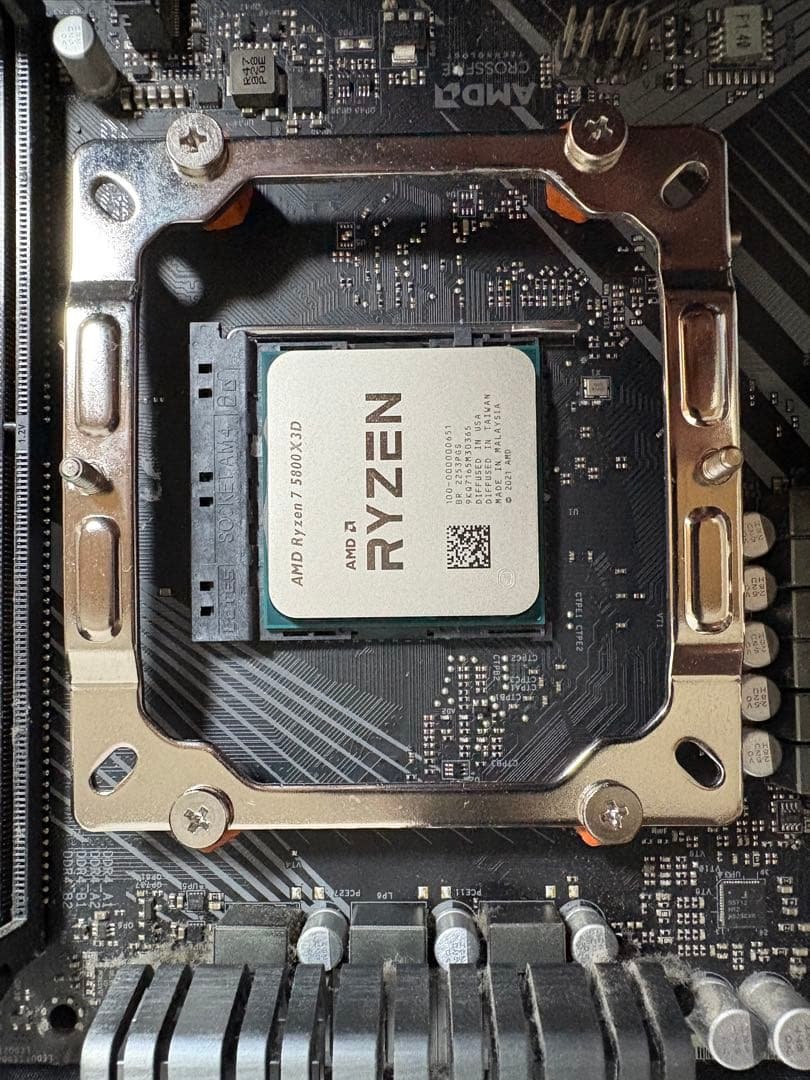 AMD Ryzen 7 5800X3D ＋マザボ＋メモリセット ASCII.jp：【特価情報】Ryzen 7 5800X3Dとマザー、メモリーが激安限定