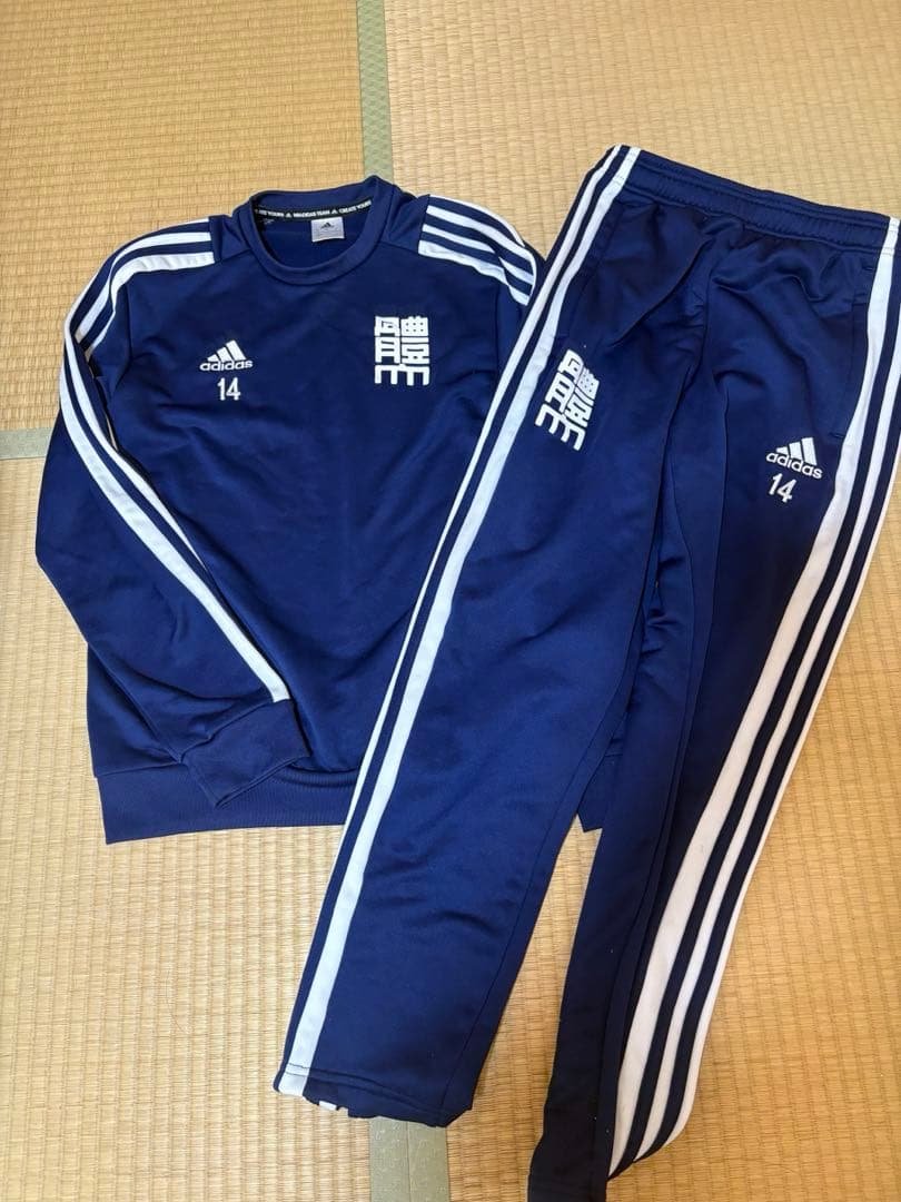 値下！日体大サッカー部スウェットセットM アディダスadidas日本体育大学 日本体育大学 学友会 サッカー部